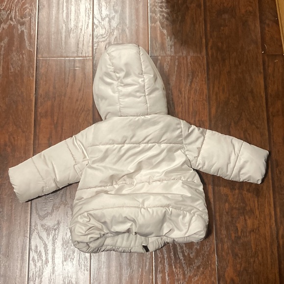 Zara puffer cream winter coat - Picture 2 of 4